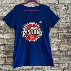 Detroit Pistons Tee in excellent like new condition. Beautiful embellishments